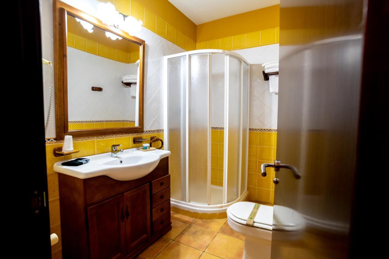 Hostal El Guerrer Todolella Luaran gambar