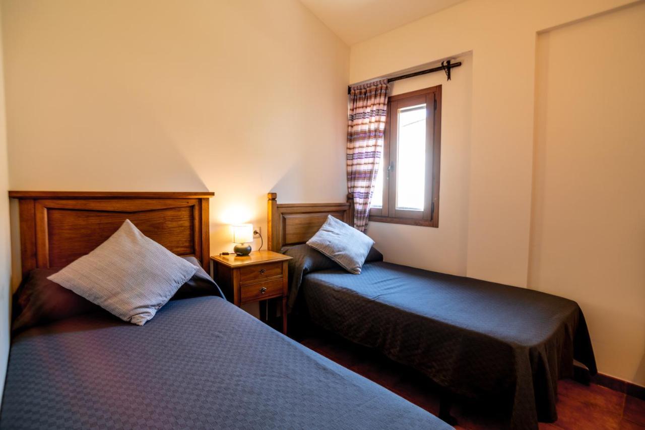 Hostal El Guerrer Todolella Luaran gambar